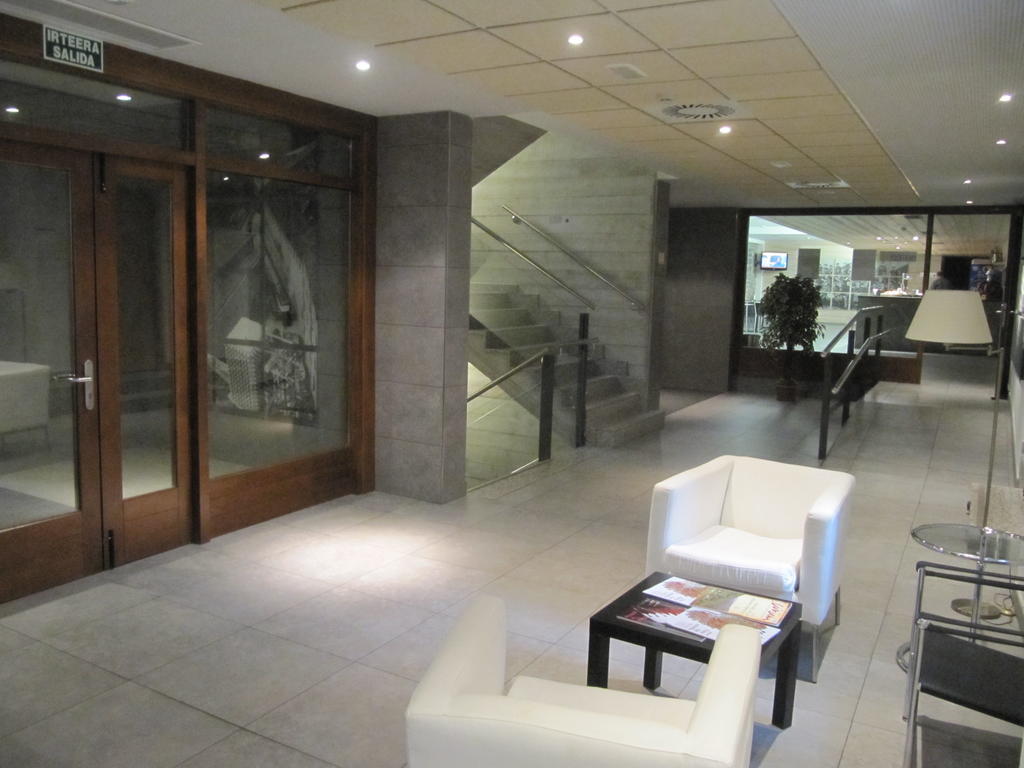 Iraipe Santuario De Arantzazu Hotel Oñate Exterior foto